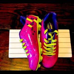 BRAND NEW SOCCER CLEATS!